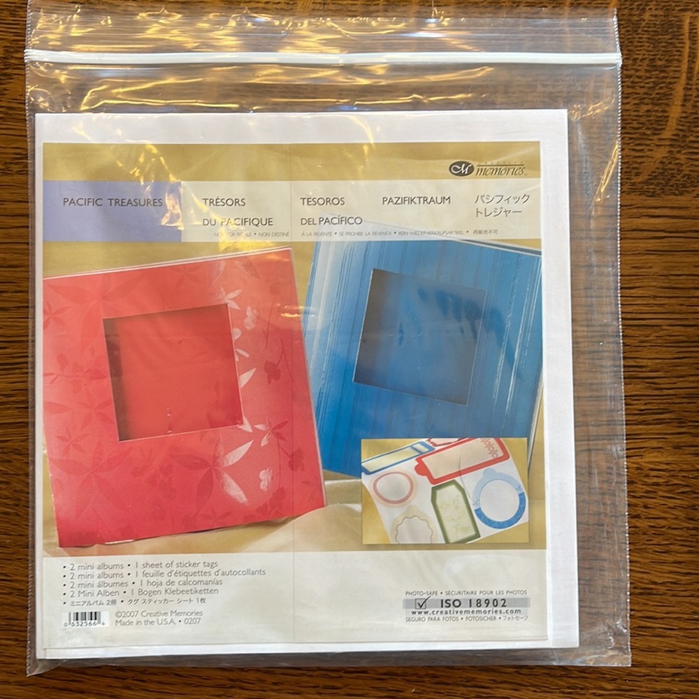 Creative Memories Give Thanks paper album kit & Pacific Treasures 2 mini albums - Picture 2 of 5